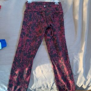 Lululemon leggings size 10